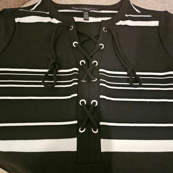 (NWOT) WHBM BLACK and WHITE STRIPED SHORT SLEEVED DRESS SIZE XXS - Picture 7 of 13